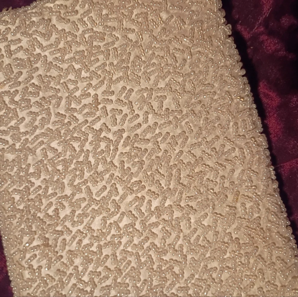Vintage 1980s Elegant Cream Beaded Clutch - Picture 7 of 7